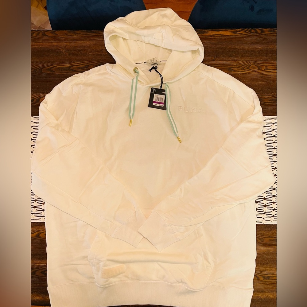 NEW WITH TAGS - Puma - Men’s XXL White Pull Over Hoodie